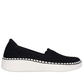   Skechers 100636 BLK könnyű, rugalmas bebújós női félcipő