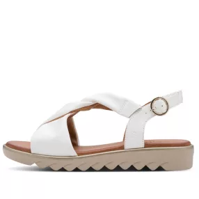   Jana 28276 46100 női csatos szandál különleges csavart pánttal