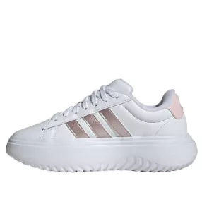 ADIDAS IH2425 00 divatos női sneaker