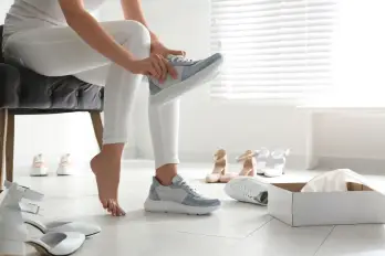 Időjáráshoz praktikusan: Elő a sportcipőkkel!