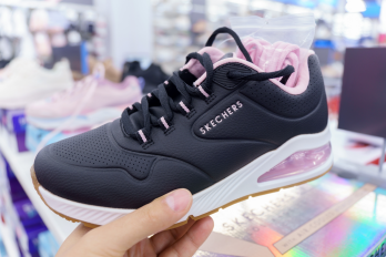 A Skechers cipők megfizethető kényelmet kínálnak